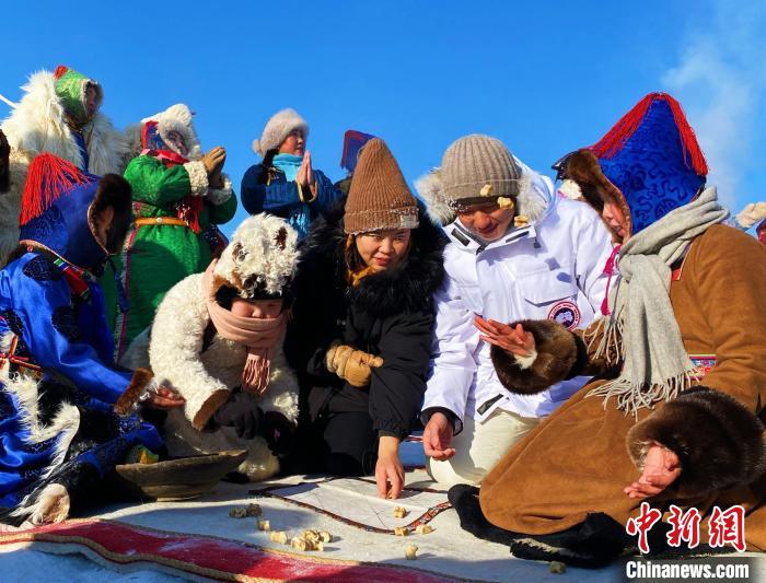 内蒙古开启为期4个月的欢乐冰雪旅游季