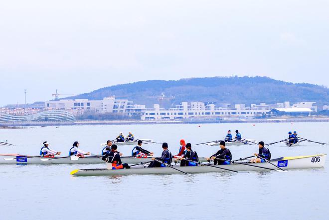 2023亚洲海岸赛艇大师赛 青岛西海岸新区鸣笛开赛