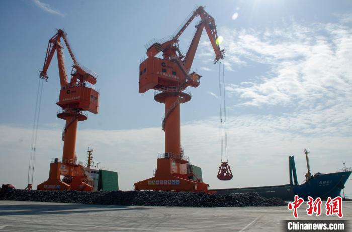 广西北海铁山东港区开港 桂东南新增出海通道