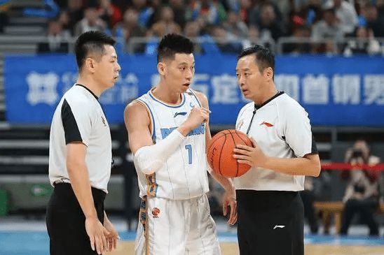 她拯救了WNBA，却为何被疯狂针对？