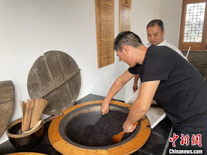 （高质量发展调研行）“智能化”为陕西茯茶锦上添“花”