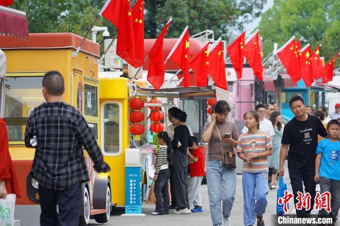 湖北：国风国潮玩出新花样 重点景区表现抢眼