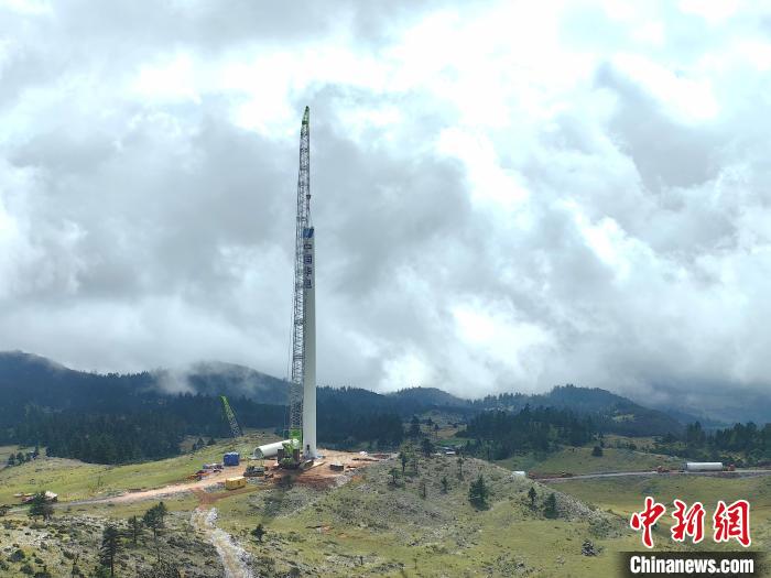 全国单县最大高海拔风电基地投产