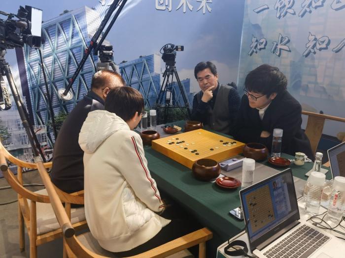 围棋赛制改革进行大胆尝试 柯洁与父亲首次搭档参赛