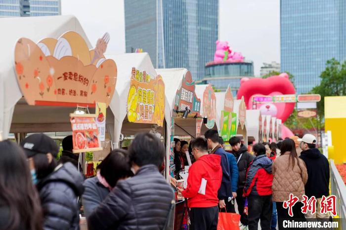 莞港外贸名品嘉年华开幕 助在莞港资企业拓内销