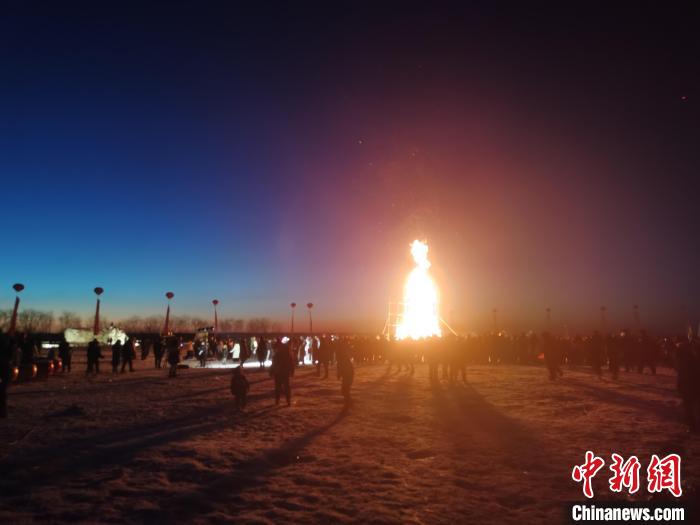 通讯：对标哈尔滨，内蒙古端出特色“冰雪大餐”