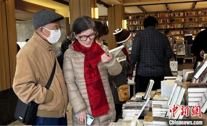 经济观察：城市老地标焕新回归 释放商圈经济新活力