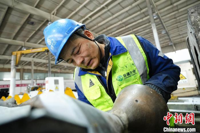 新疆兵团企业加速忙生产 节水技术国内外已累计推广应用1亿多亩